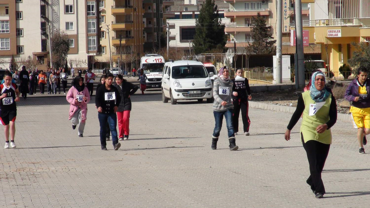 "8 Mart Dünya Kadınlar Günü" Koşusu Yapıldı