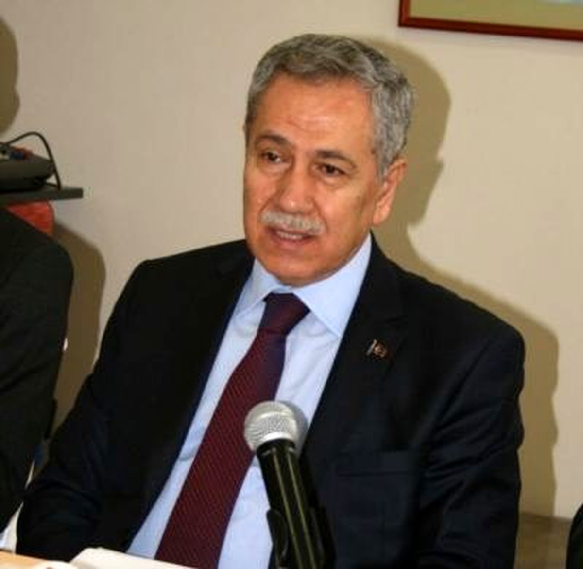 Arınç: "Şartlar Kimi Gerektirir, Onları O Gün Görürüz""