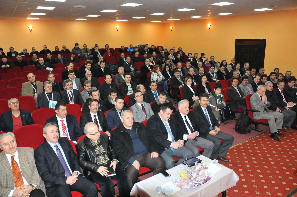 Eğitim-Bir-Sen Düzce Şubesi 1. Eğitim Çalıştayı Yapıldı