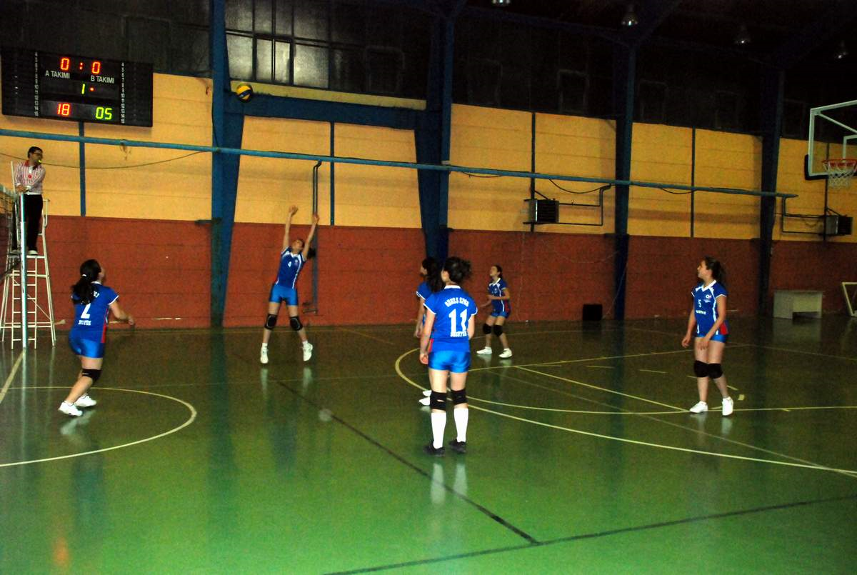 Güneşspor Voleybolda Bozüyük Birincisi