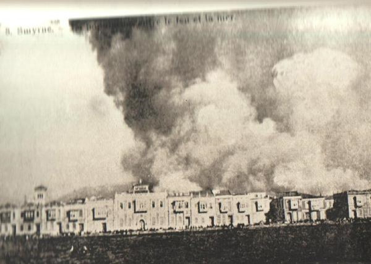 "İzmir Yangını" Tartışmasını Bu Kitap Bitirecek