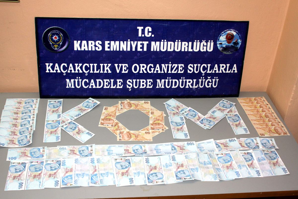 Kars\'ta Piyasaya Sahte Para Süren Bir Kişi Tutuklandı