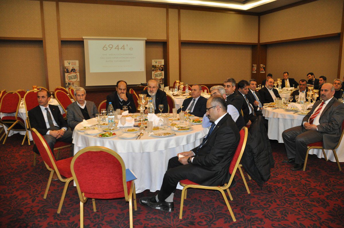 Malatya Eğitim Bursu Platformu Tanıtım ve Değerlendirme Toplantısı Yapıldı
