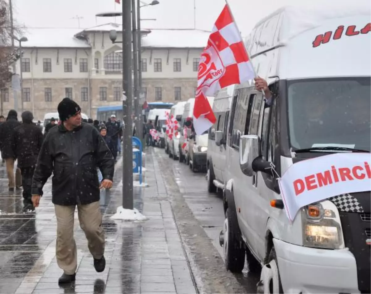 Sivassporlular Başkanlarını Karşılayamadı