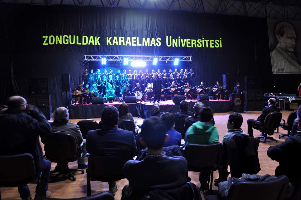 Zkü\'den Türk Halk Müziği Konseri