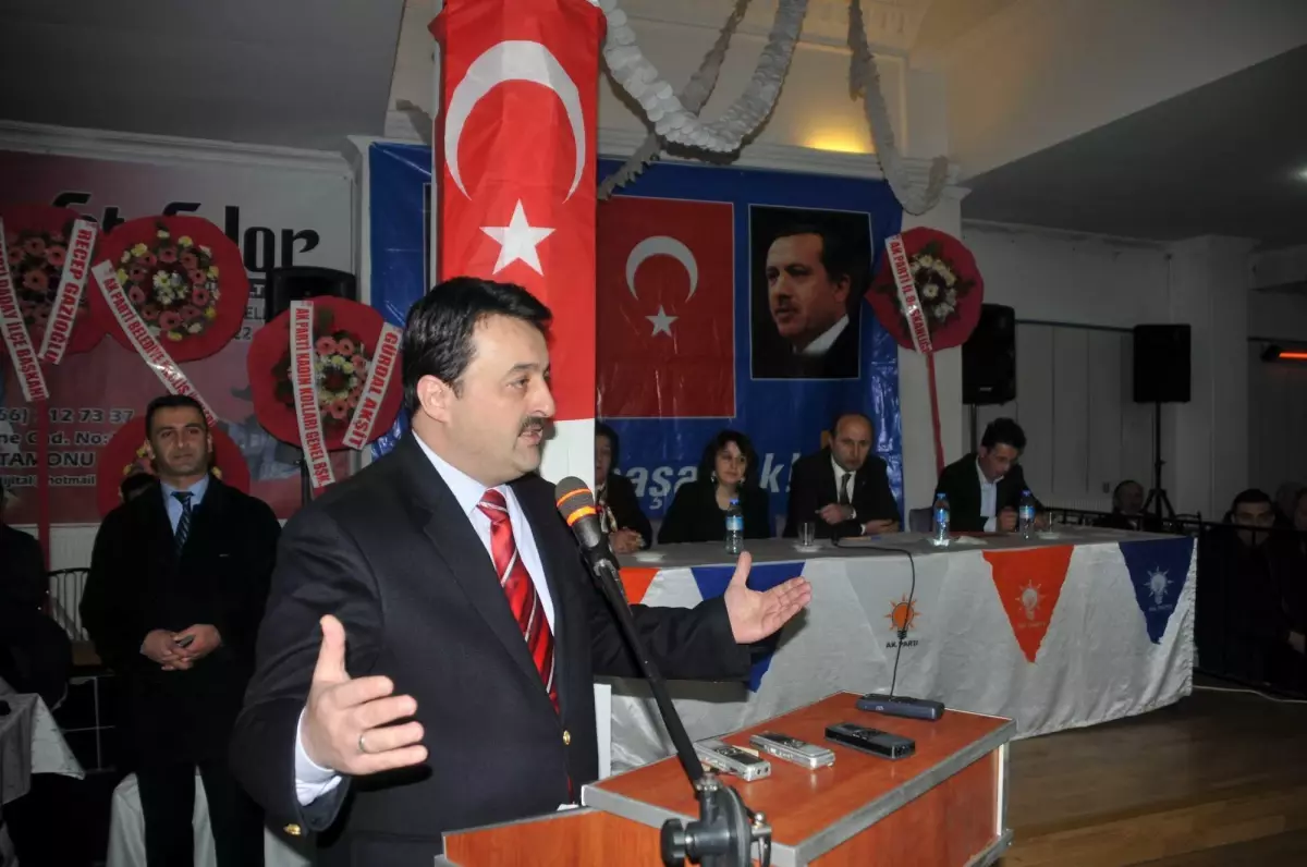 AK Parti Kastamonu Milletvekili Gülşen, Başkan Topçuoğlu\'nu Eleştirdi