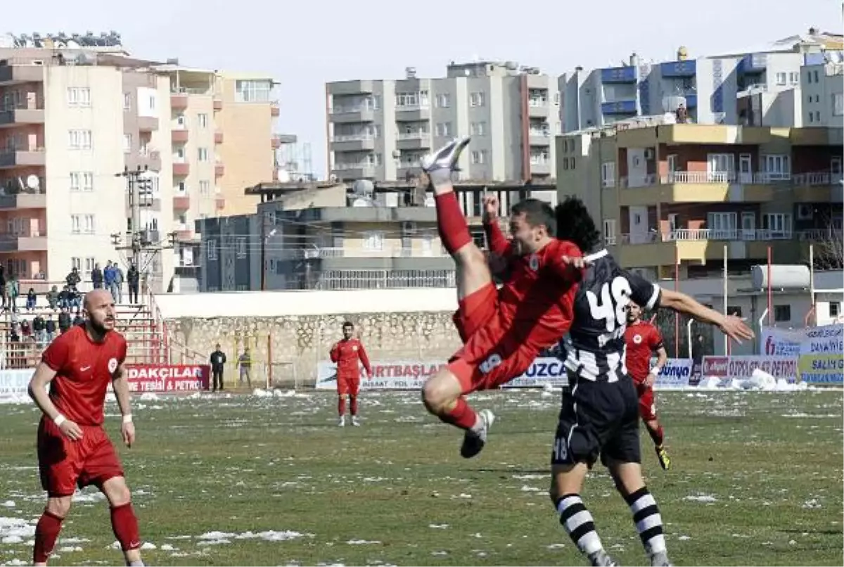 Batman Petrolspor - Nazilli Belediyespor: 1-3