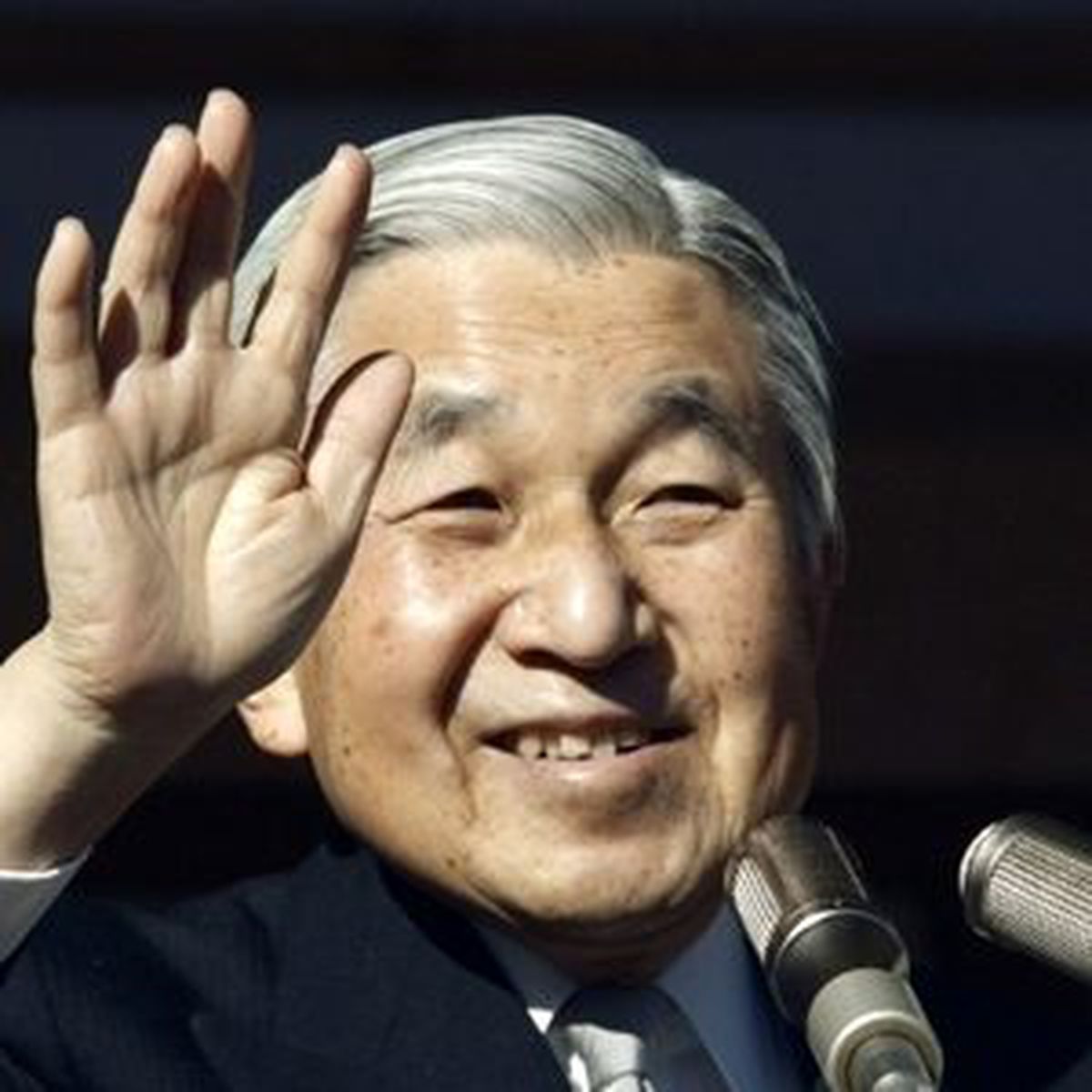 By-pas Olan Japon İmparatoru Hastaneden Taburcu Edildi