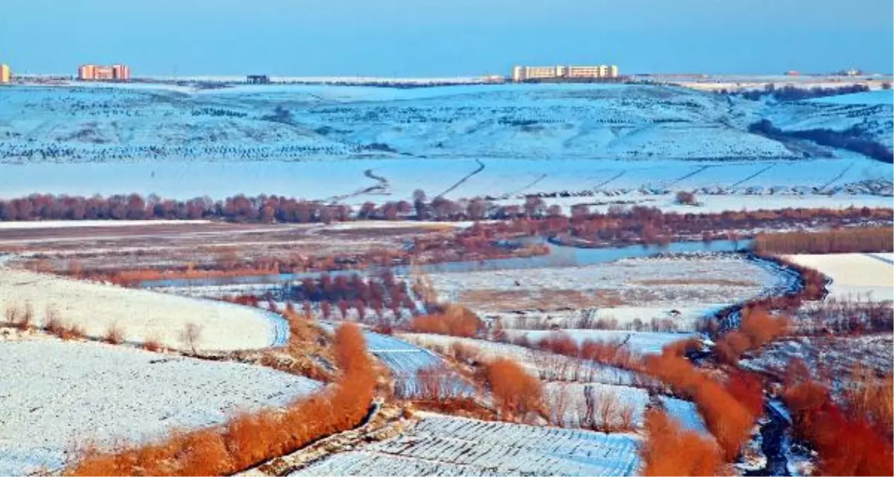 Diyarbakır\'da Kar Manzarası