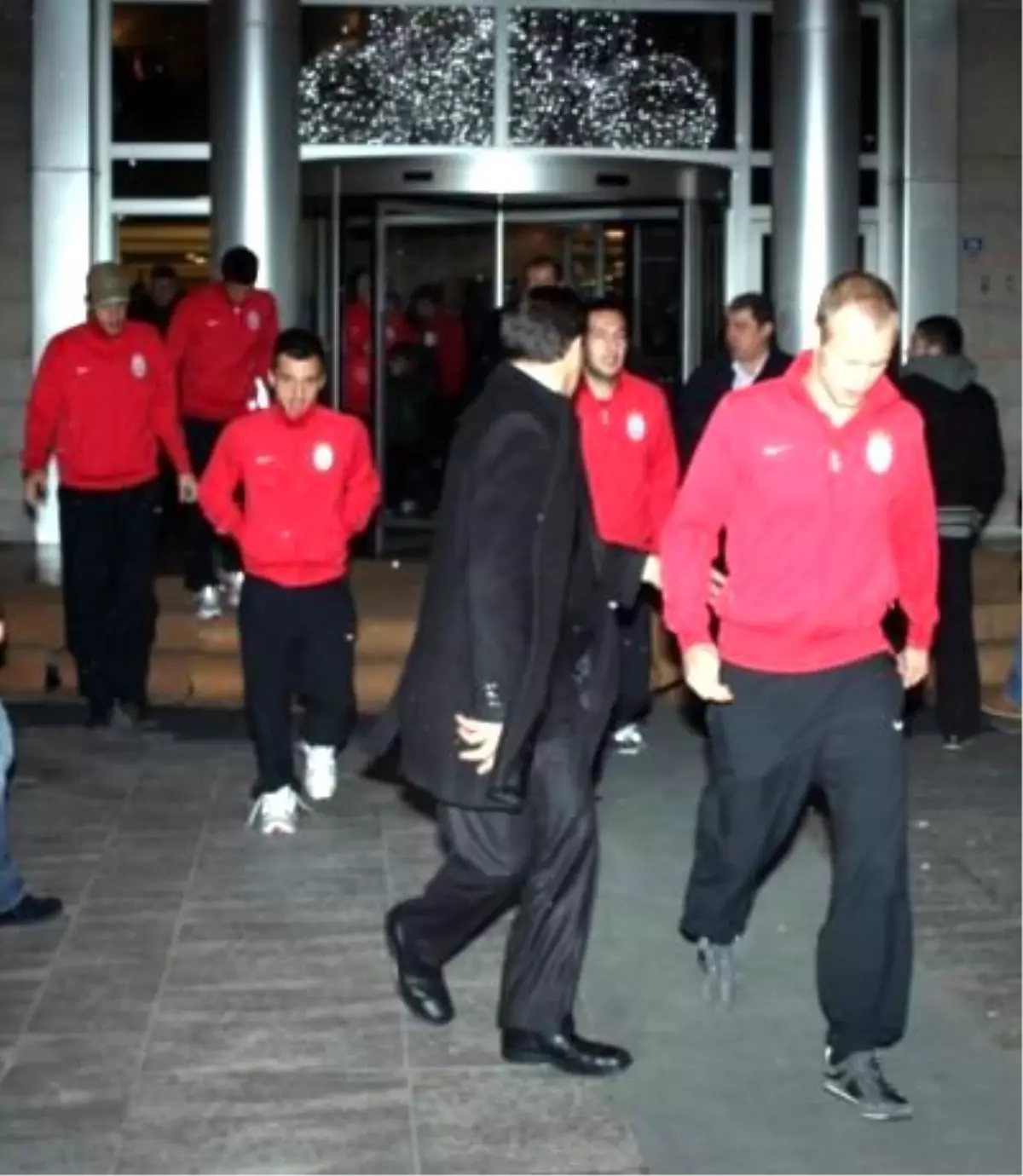 Galatasaray Mantı Yedi, Karayoluyla Sivasa Gitti