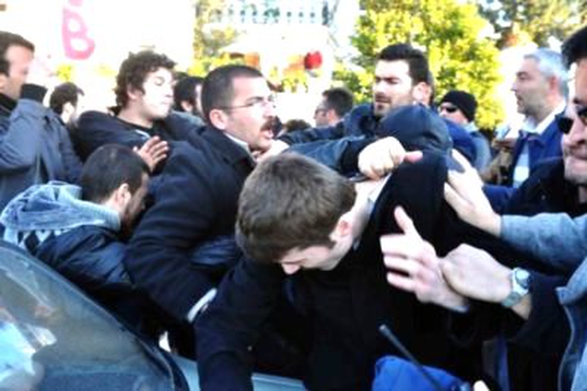 ABD'li Askerlere Protesto