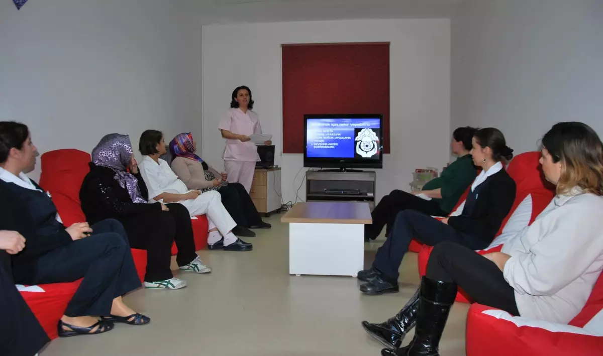 Aydın\'da Hamileler Ney ile Normal Doğuma Hazırlanıyor