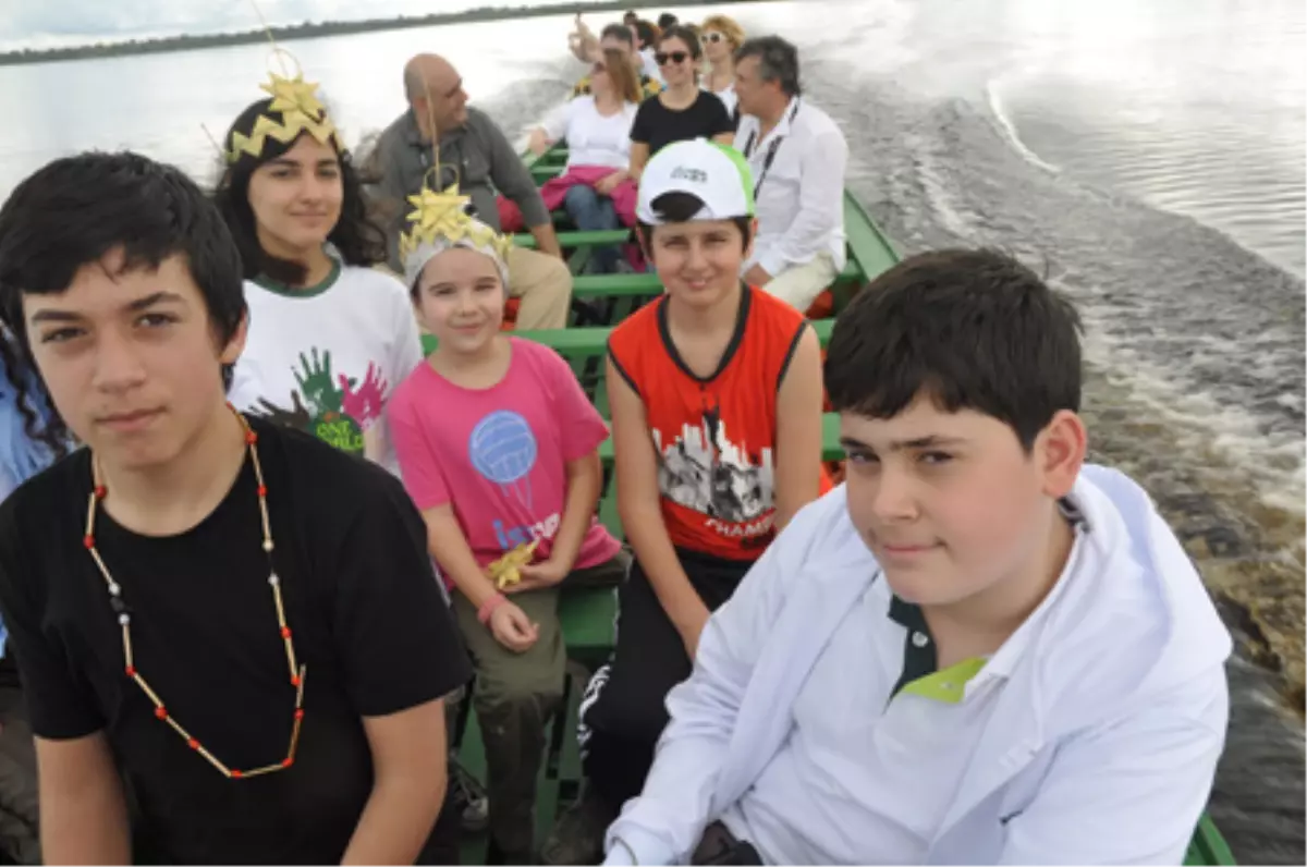 Doğa Koleji Öğrencileri, Amazonlarda