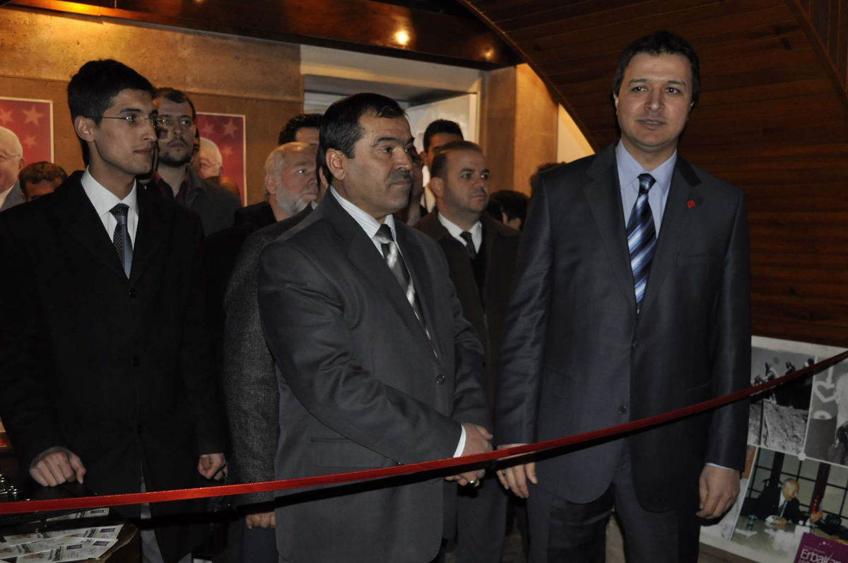 Erbakan Fotoğrafları Sergisi Ziyarete Açıldı