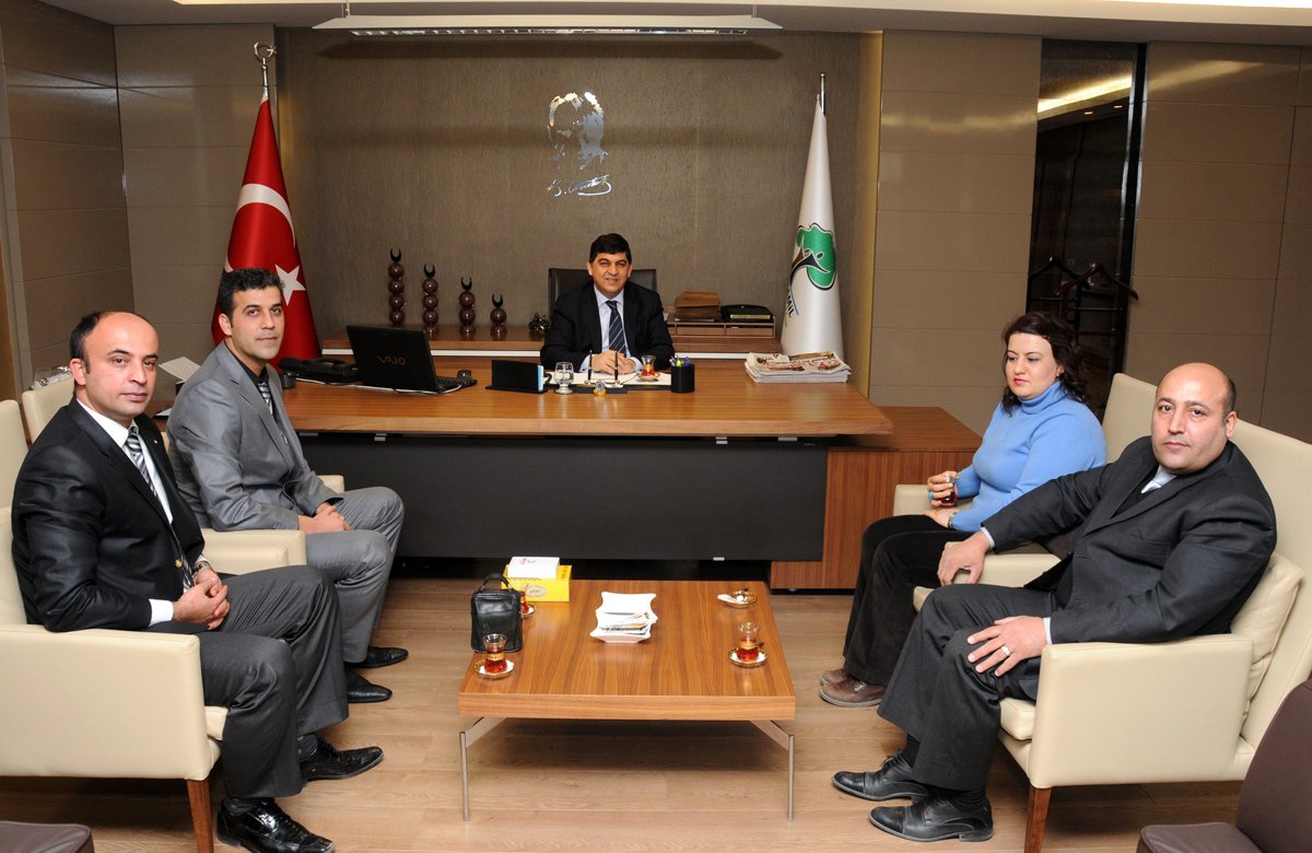 Gaziantep Kızılay Kan Merkezi\'nden Başkan Fadıloğlu\'na Teşekkür Plaketi