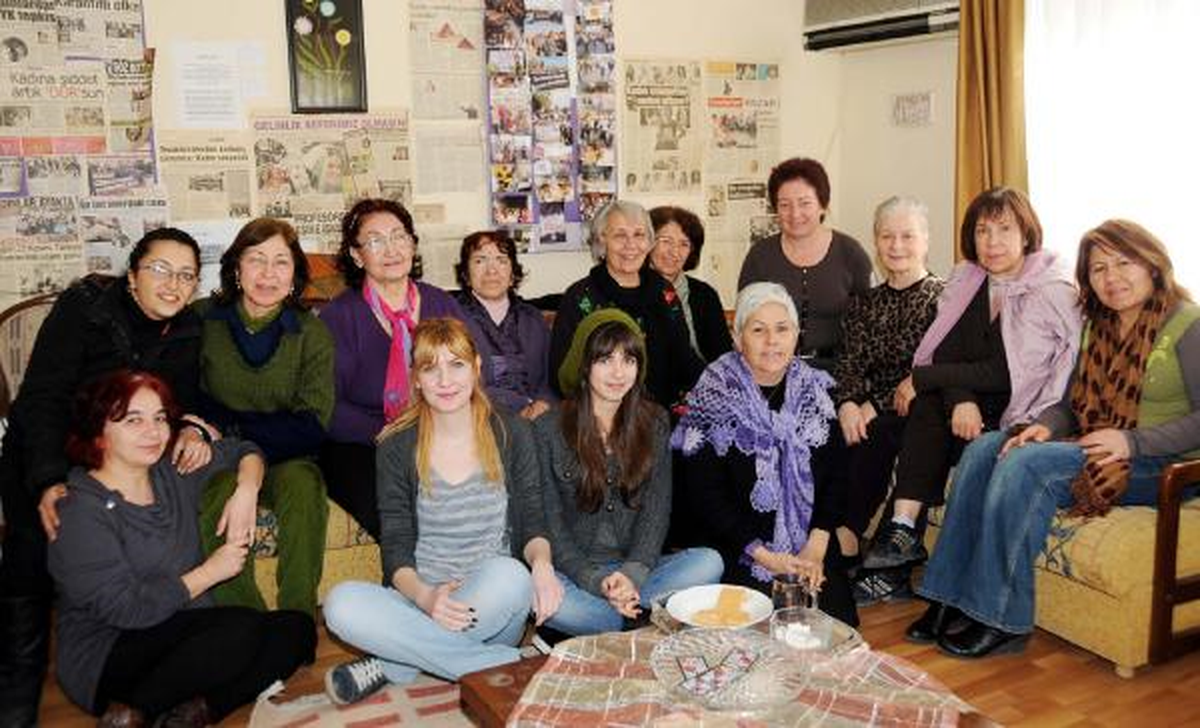 \'Aile İçi\' Değil \'Ev İçi\'