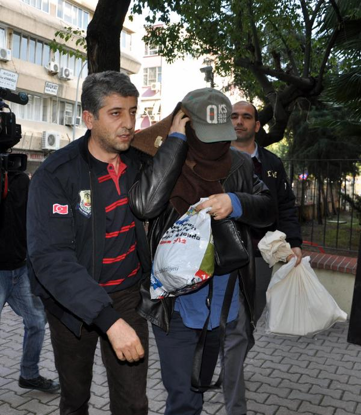 MİT\'çilerin Soruşturulması İçin Başbakan\'dan İzin Bekleniyor