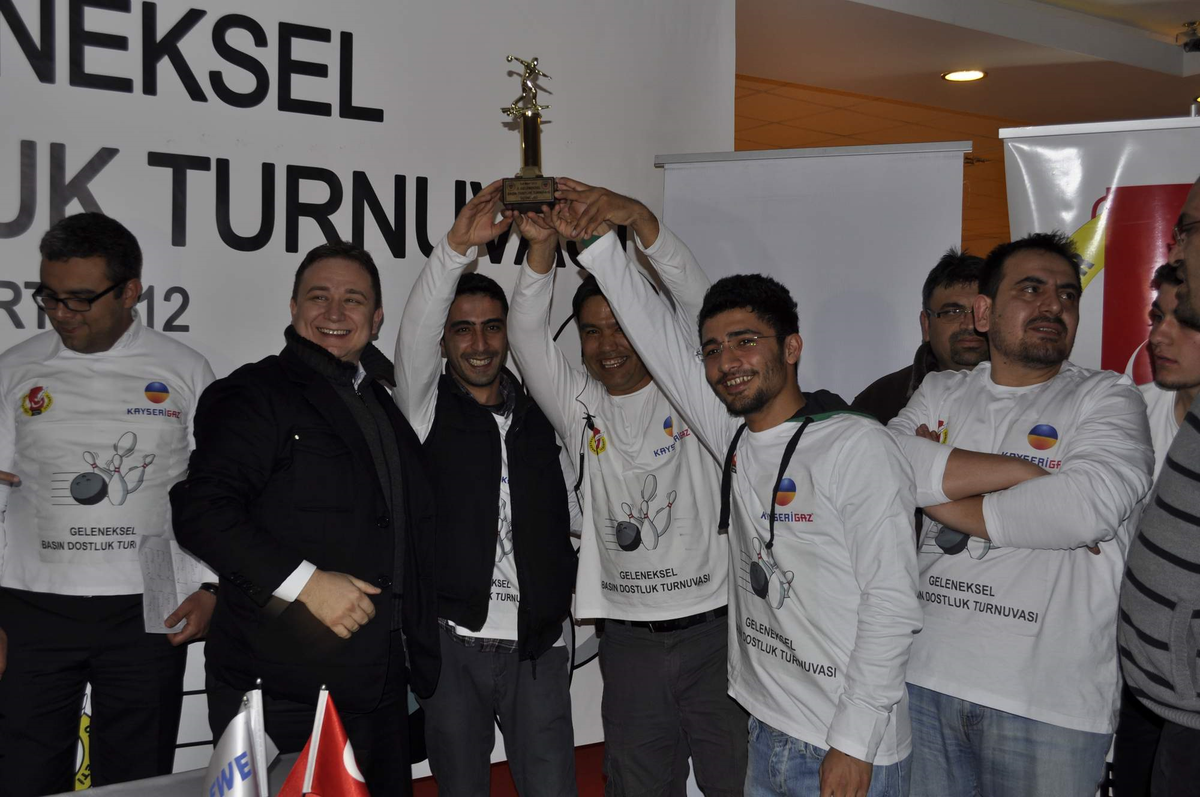 Basın Mensupları Bowling Turnuvasında Yarıştı