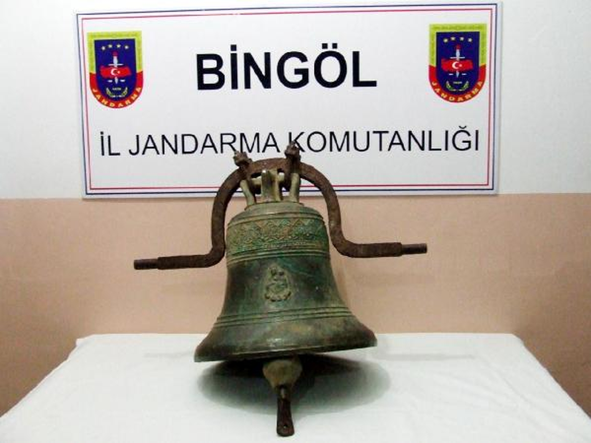 Tarihi Kilise Çanı Ele Geçirildi