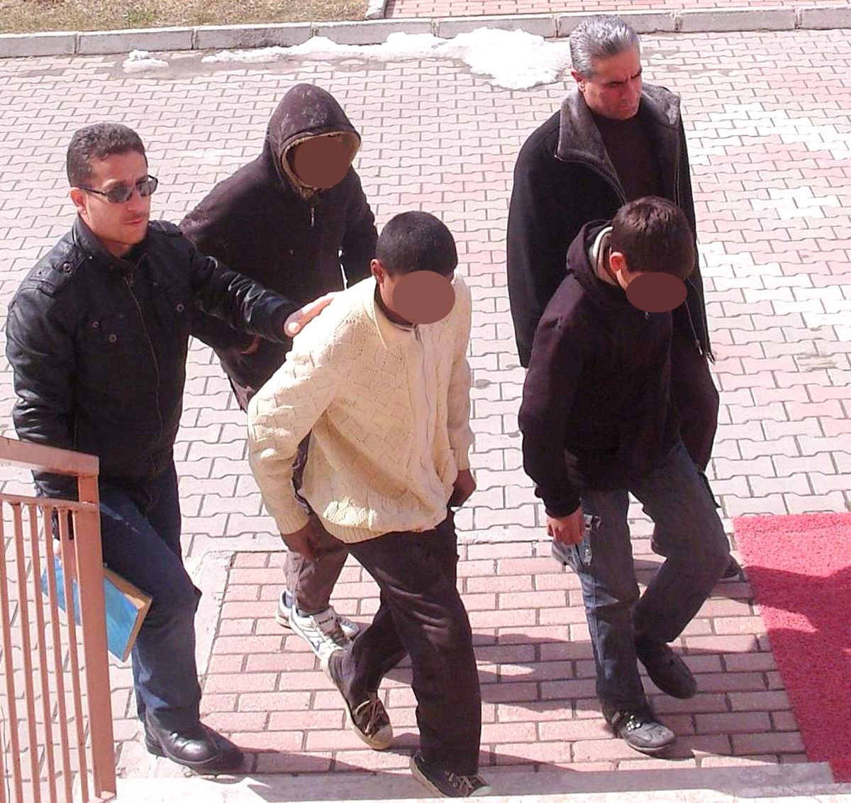 Testere Çalan Çocuklar Gözaltında