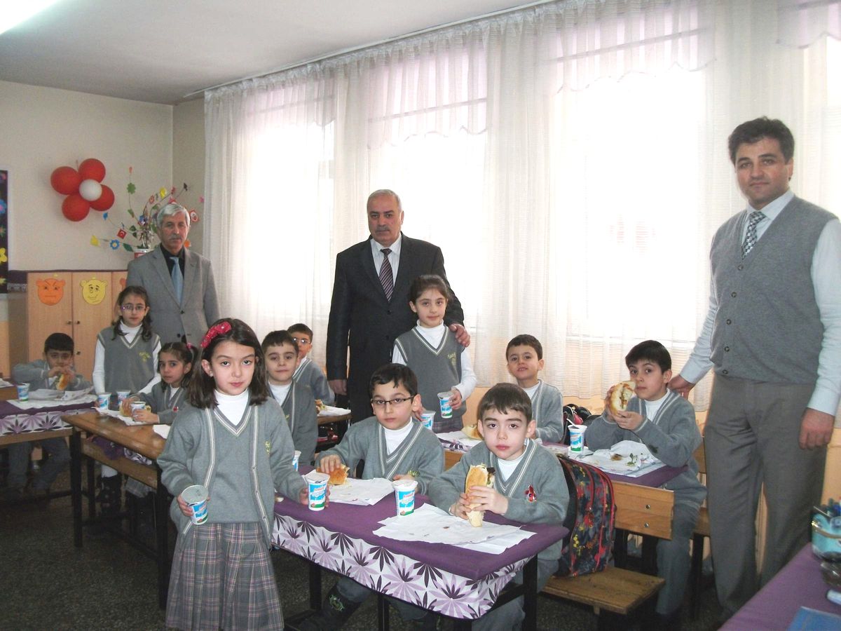 Erzurum\'da "Dengeli ve Sağlıklı Beslenme" Projesi