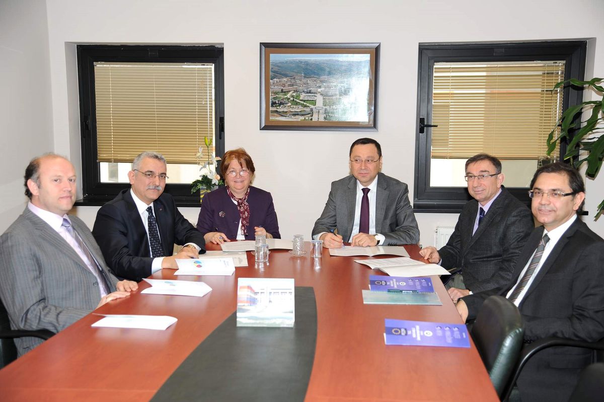 Kocaeli Üniversitesi Öğrencilerine İstihdam Olanağı