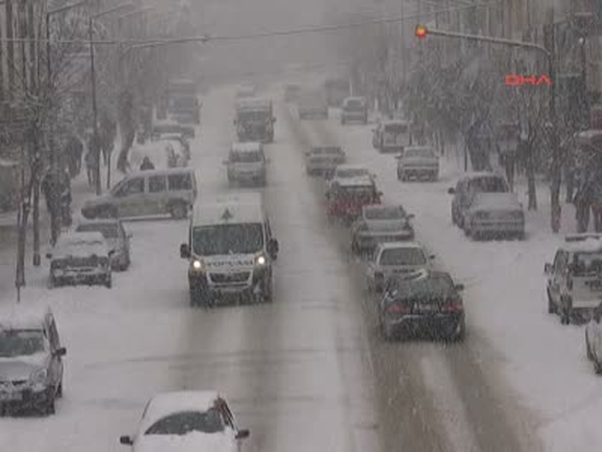 Tokat'ta Kar Yağışı Etkili Oluyor