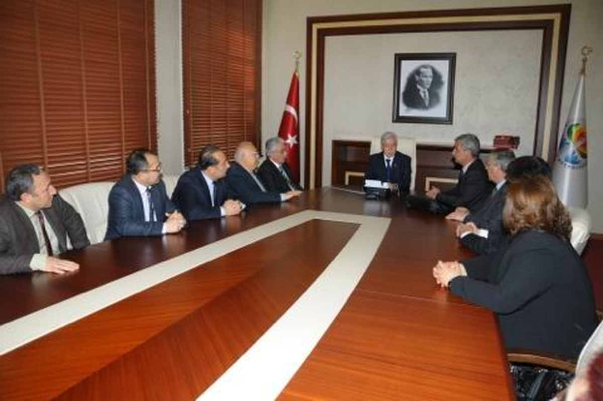 Türkocağı Yöneticilerinden Aldırmaz\'a Ziyaret