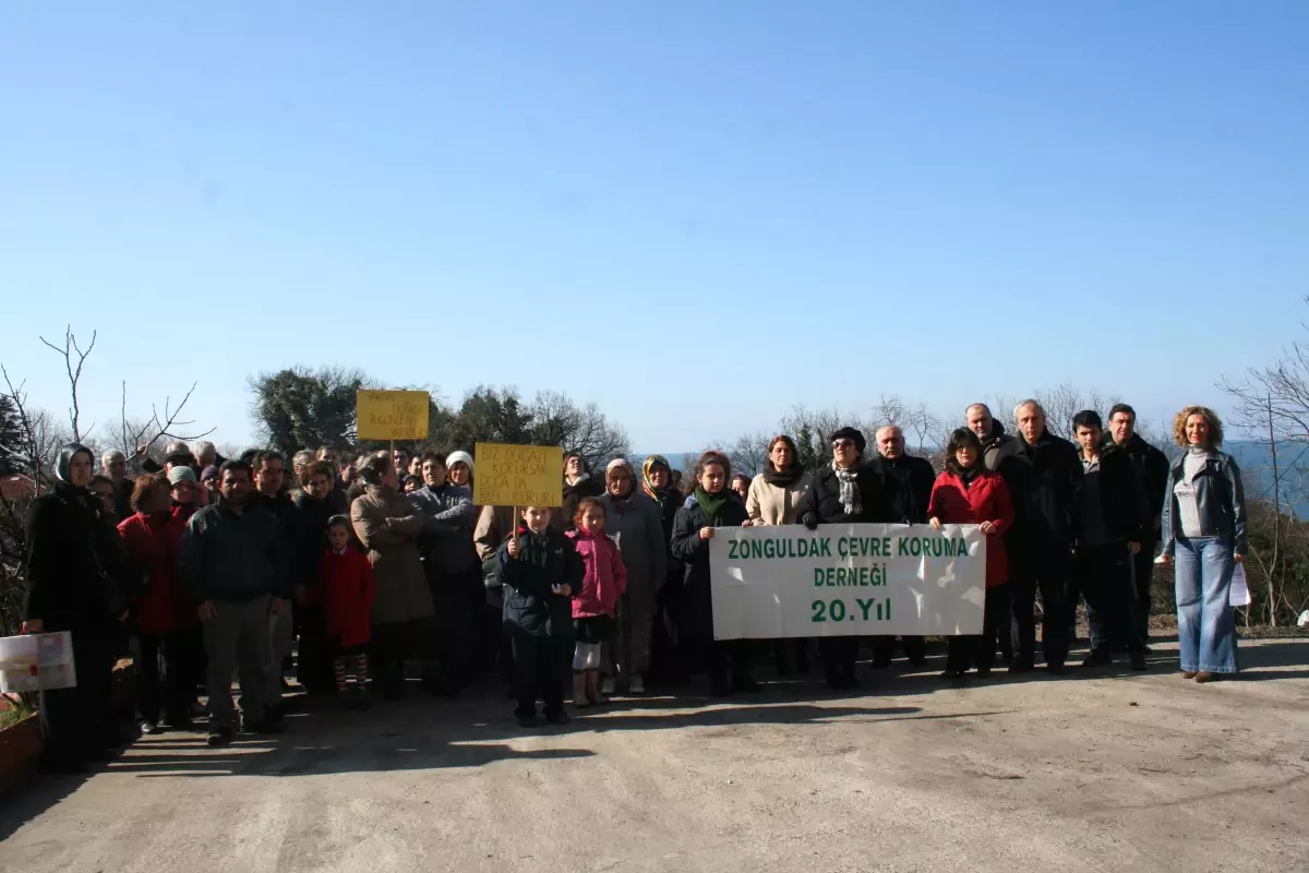 Zonguldak Çevre Koruma Derneğin\'den "Gençlik Merkezi" Eylemi