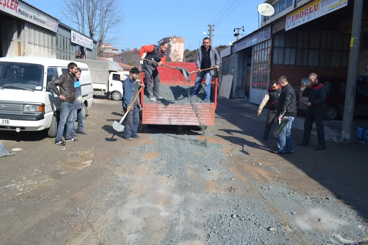 Alaplı Sanayi Esnafından Bozuk Yol Tepkisi