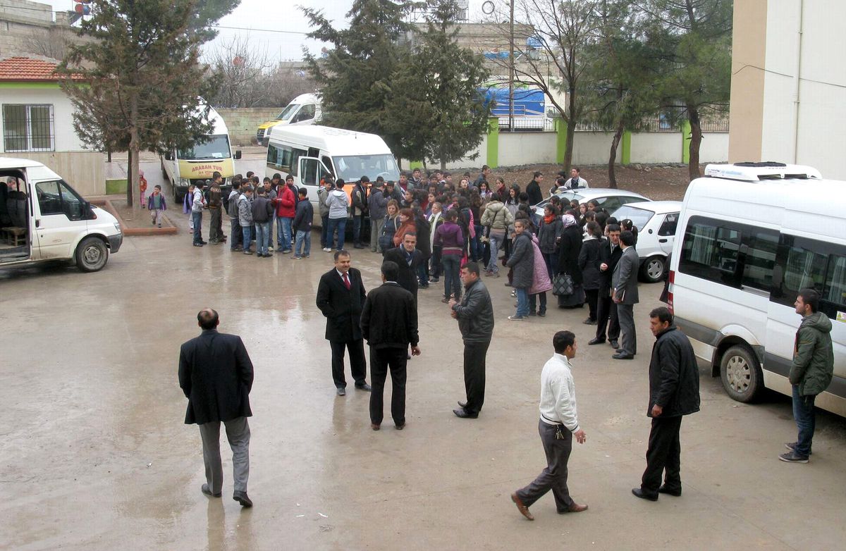 Arabanlı Öğrenciler, Gaziantep\'teki Okulları Gezdi