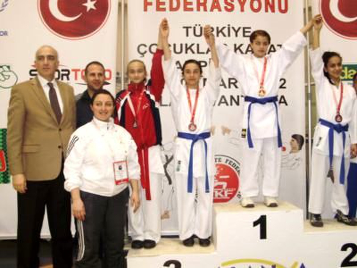 Beyköy Belediye Sporun Yıldızı Türkiye 3.sü
