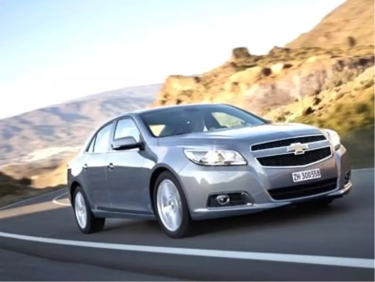 Chevrolet Malibu Geliyor, Sıkı Durun!