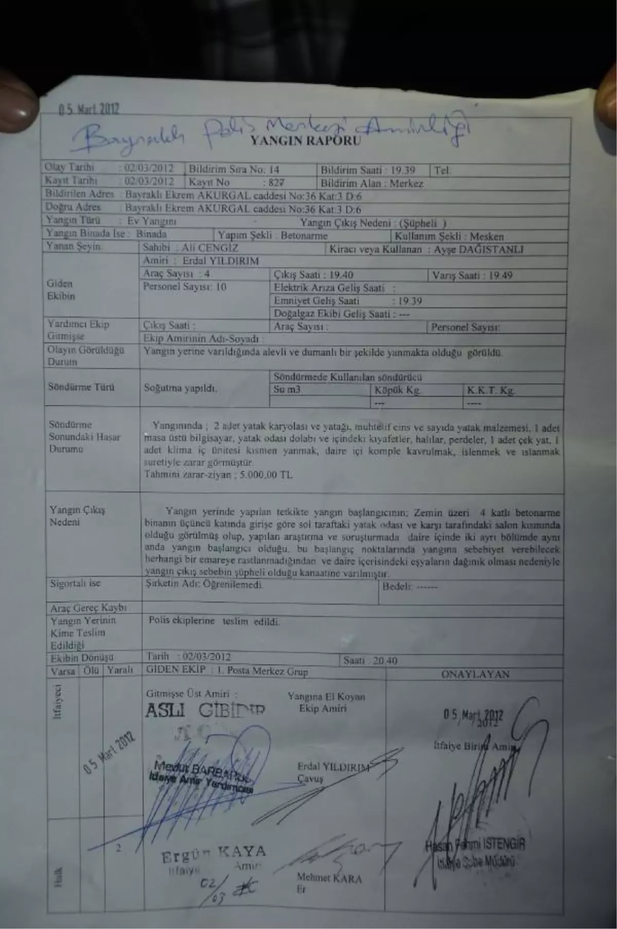 Evi Yanan Kadın, 2 Çocuğuyla Ortada Kaldı