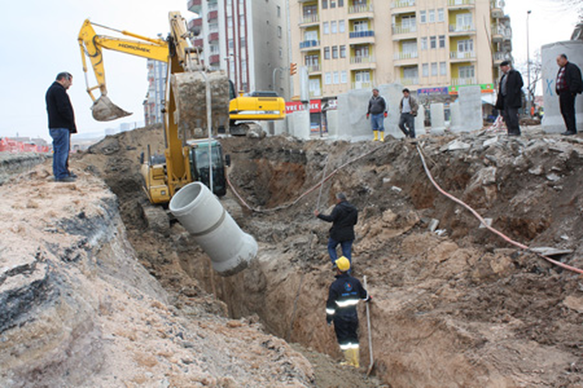 Kanalizasyon Deplase Hattı Tamamlanıyor