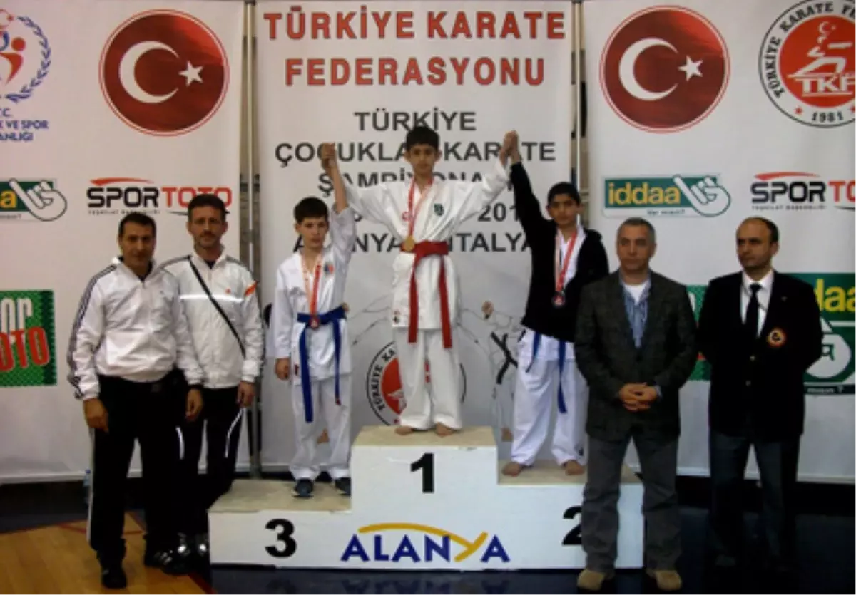 Karate\'de Türkiye Şampiyonu