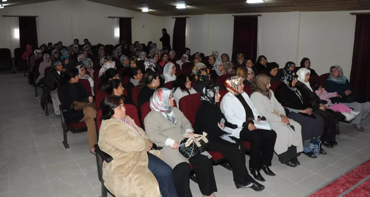 Unutulmuş Mahalledeki Kadınları Unutmadılar