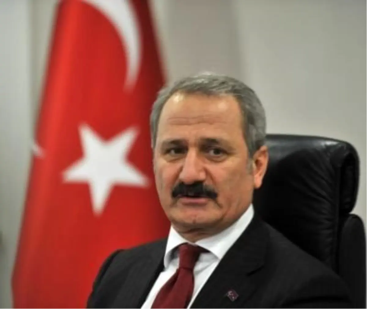 Bakan Çağlayan: "Türkiye\'yi Geçmişte Eleştirenler Şimdi Yoğun Bakımda"