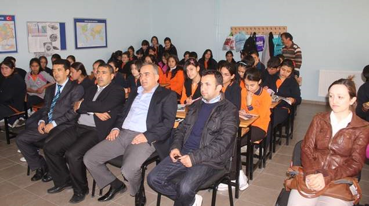 Beyobası Belediyesi'nden Öğrencilere Kültür Hizmeti