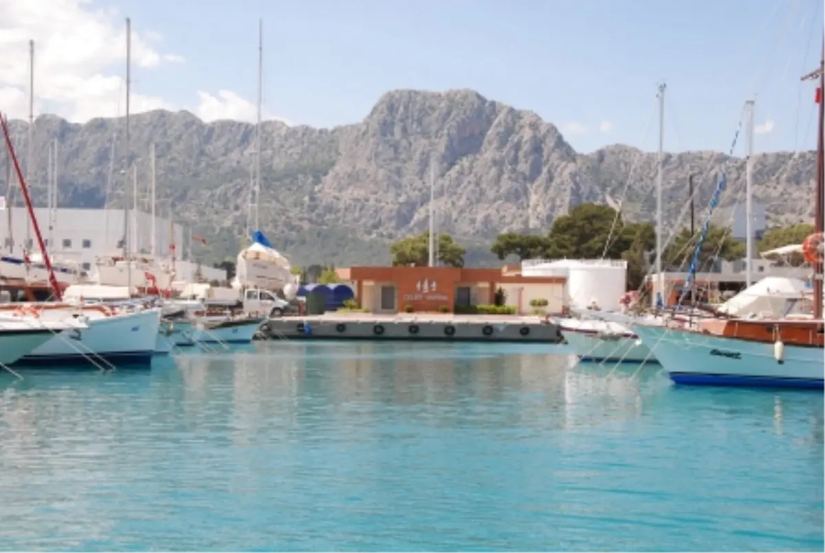 Çelebi Marina Antalya, '5 Altın Çıpa' Ödülünü Yineledi