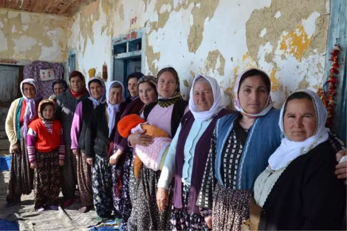 Kadınlar, Kara Kışta Kadına Şiddet Filmi Çekiyor