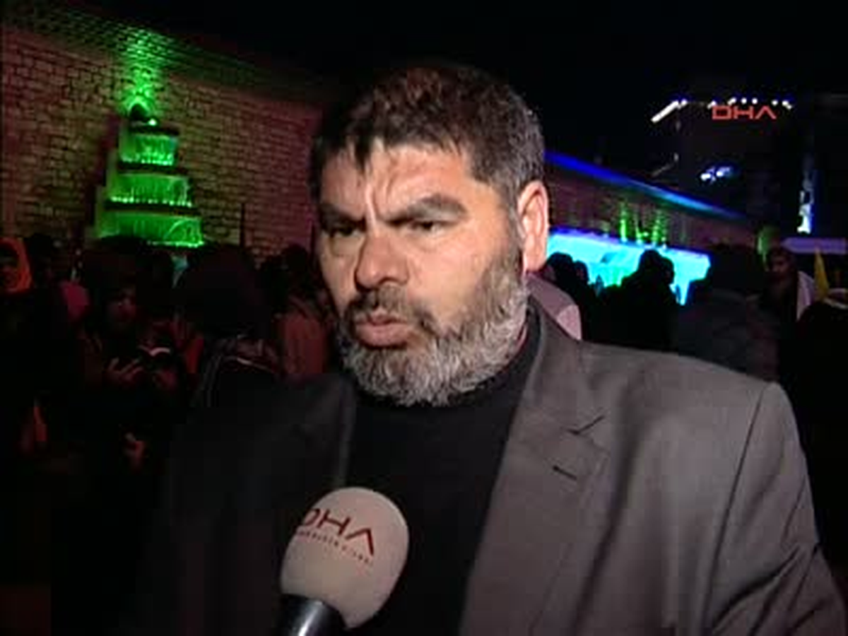 Kur\'an\'a Saygı Platformu, ABD ve NATO Bayraklarını Ateşe Verdi