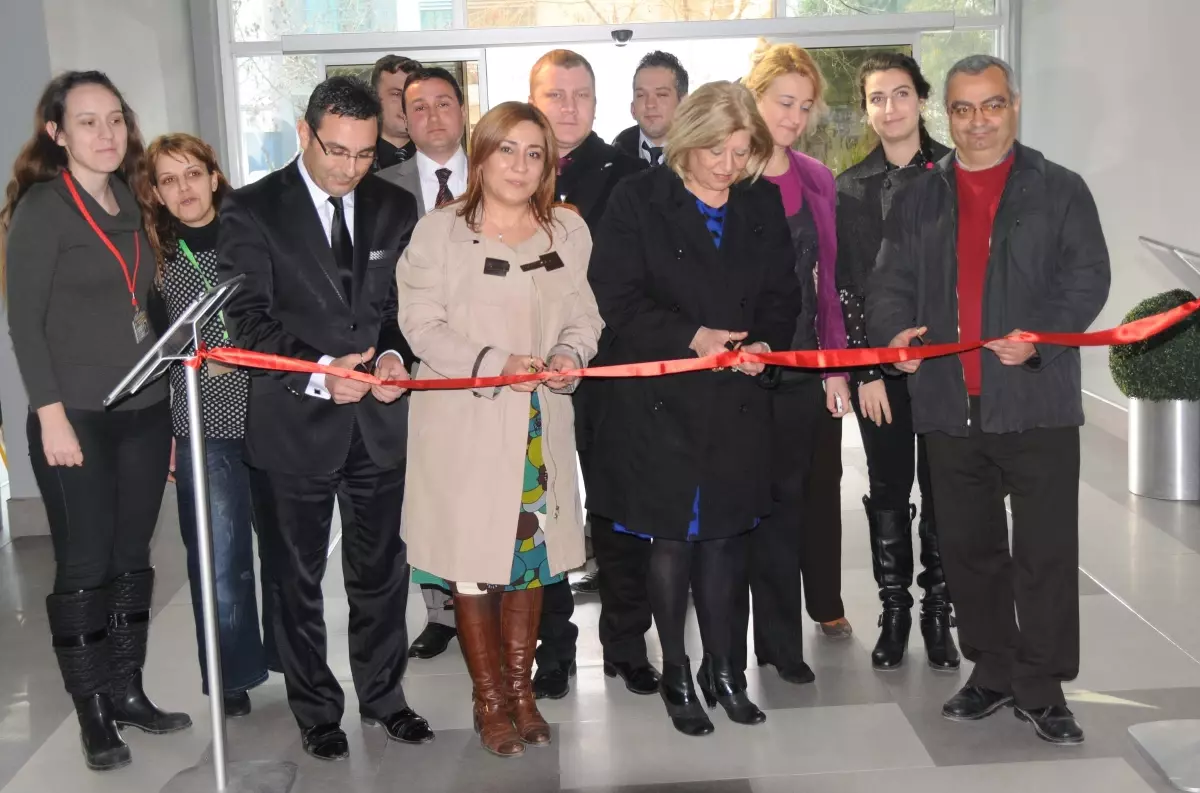 Manisa'da Kadınlar Günü'ne Özel Karikatür Sergisi