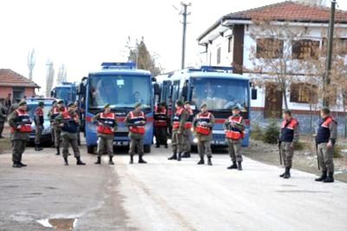 Pozantı Cezaevi\'nden Nakiller Başladı