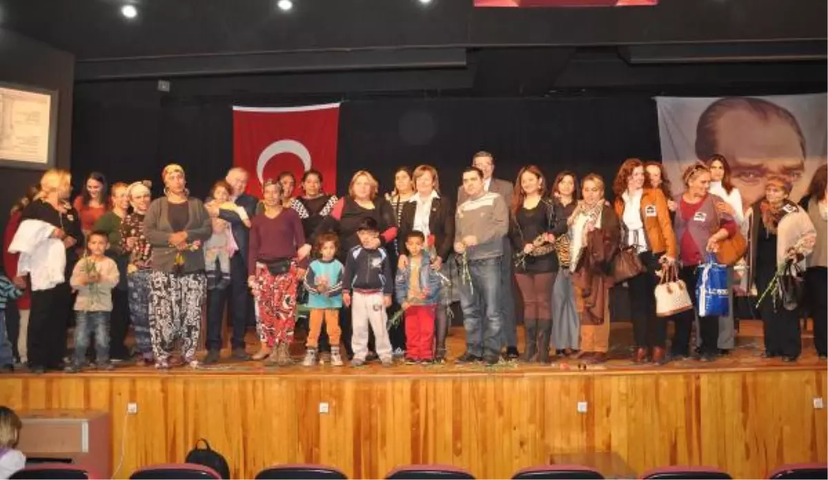 Profesörden, Şiddet Gören Kadınlara \'Silah Taşıyın\' Önerisi