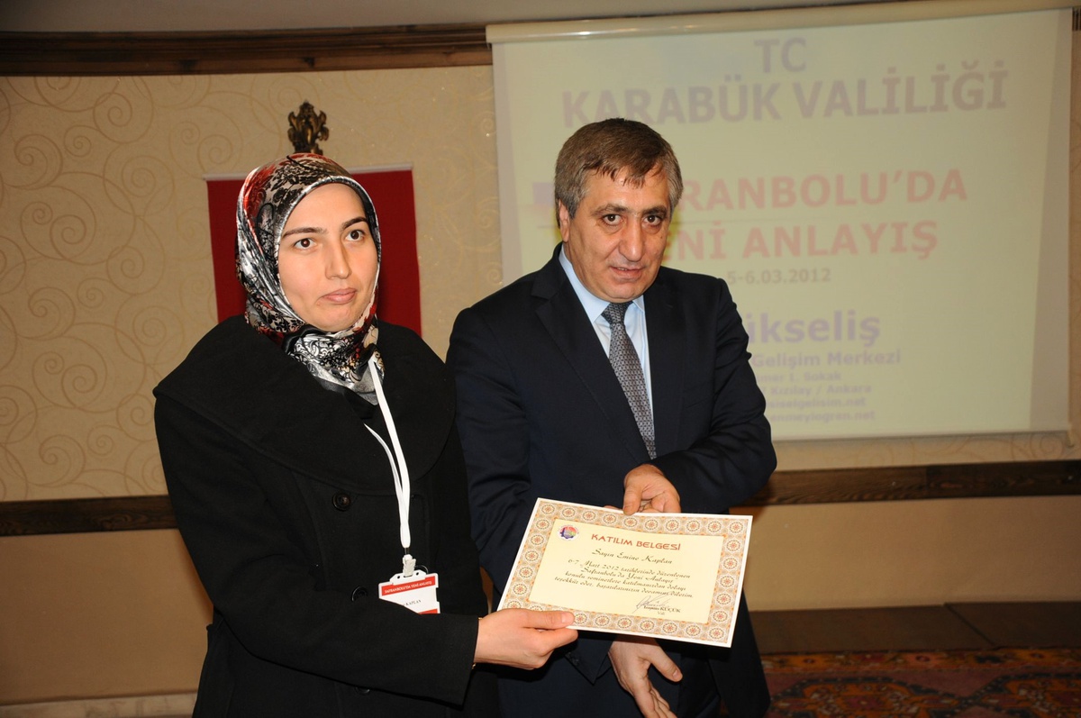 "Safranbolu\'da Yeni Anlayış" Konulu Eğitim Seminerinin Sertifika Töreni