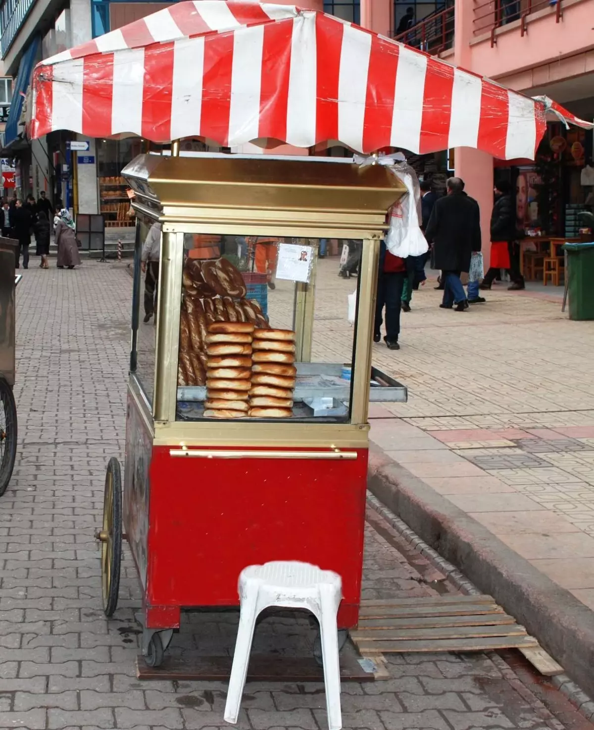 Simitçi Tezgahları İçin Yeni İhale