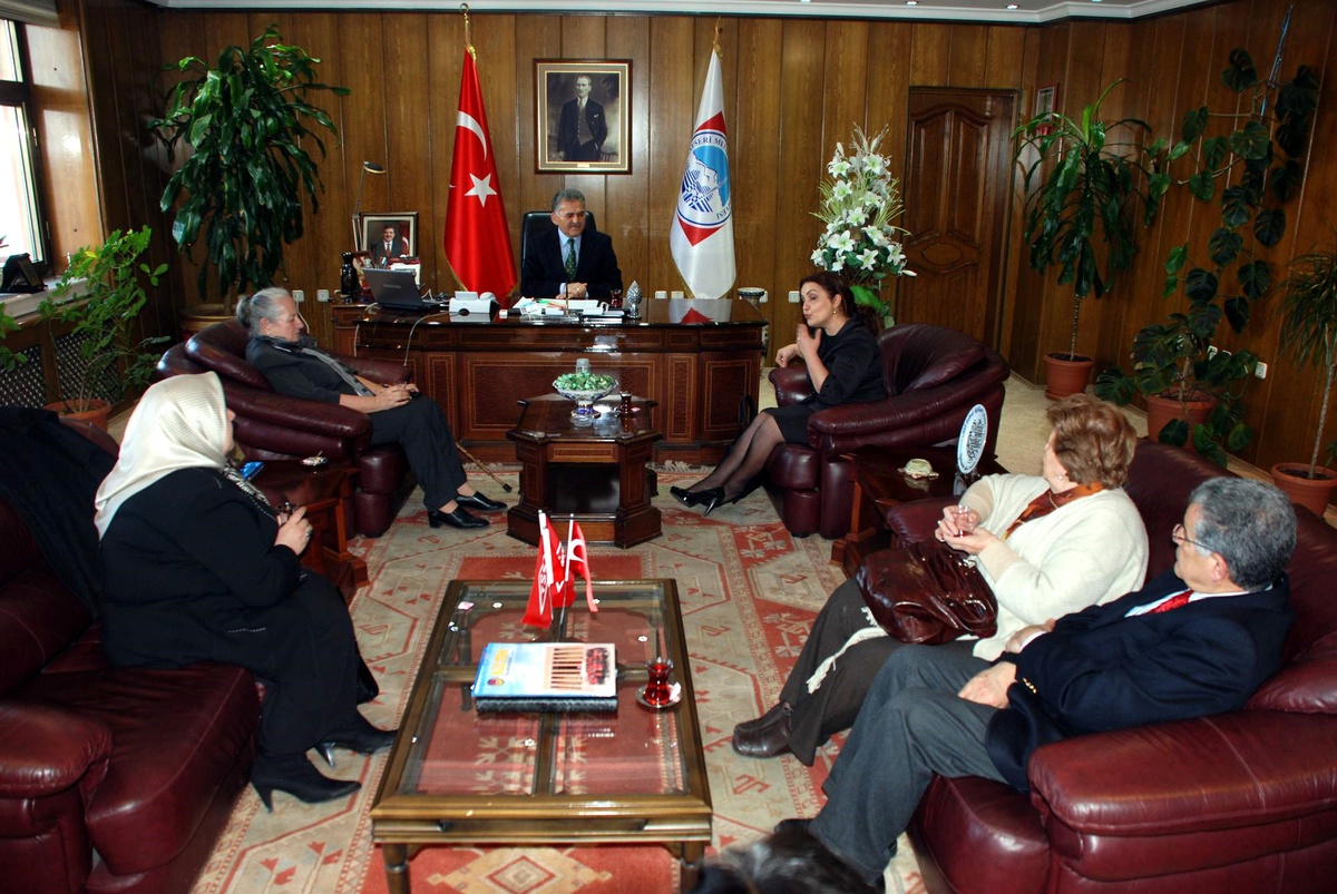 Timsal Karabekir Melikgazi\'yi Ziyaret Etti