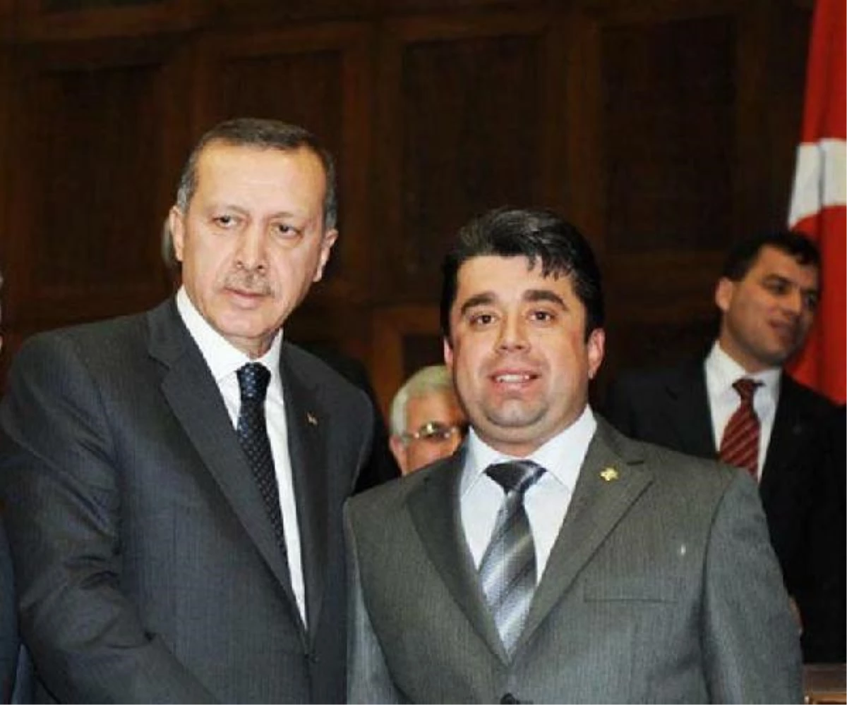 Ağaçbeyli Belediye Başkanı, AK Parti\'den İhraç Edildi