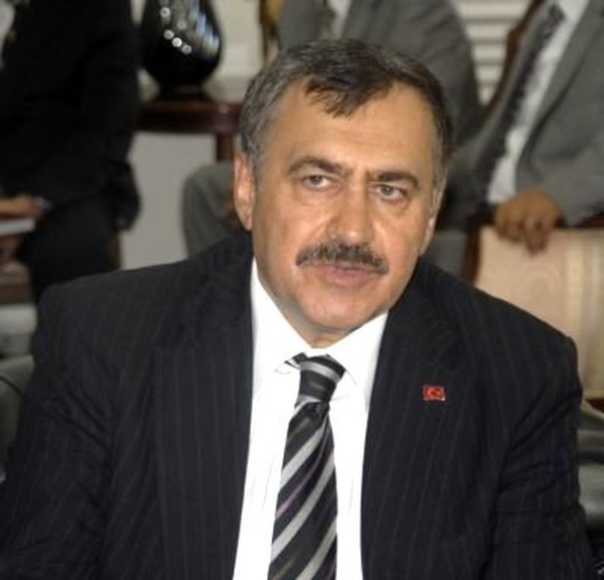 Bakan Eroğlu Memleketine 5 Yılda 73 Müjde Vermiş